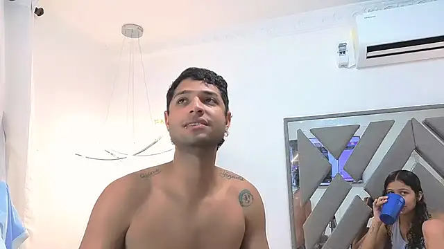 bamby kitty online show from November 19, 2025, 2:11 am