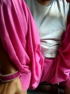 Snapshot of Love-pari077 chatting on October 7, 2025, 1:14 am Love-pari077 online show from October 7, 2025, 1:14 am