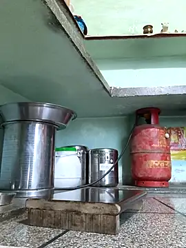 Snapshot of Love-pari077 chatting on October 8, 2025, 12:52 am Love-pari077 online show from October 8, 2025, 12:52 am