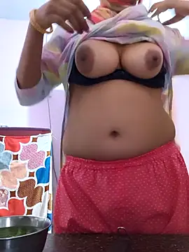 Snapshot of Love-pari077 chatting on October 17, 2025, 1:03 pm Love-pari077 online show from October 17, 2025, 1:03 pm