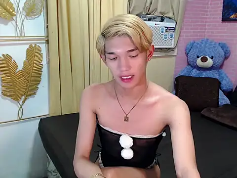 Snapshot of fuckerfriendsxx chatting on May 2, 2026, 5:34 am fuckerfriendsxx online show from May 2, 2026, 5:34 am