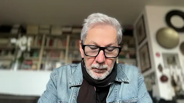 Snapshot of Eatnycum chatting on June 2, 2026, 7:21 am Eatnycum online show from June 2, 2026, 7:21 am