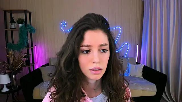 Snapshot of ChristinaConteeree chatting on September 25, 2025, 1:37 pm ChristinaConteeree online show from September 25, 2025, 1:37 pm