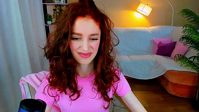 Snapshot of ChristinaConteeree chatting on October 11, 2025, 11:20 am ChristinaConteeree online show from October 11, 2025, 11:20 am