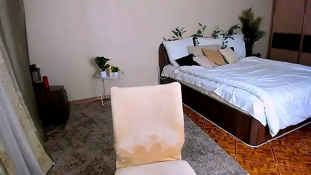 ChristinaConteeree online show from January 14, 2026, 1:28 pm