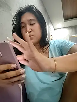 Snapshot of Romantic_Sabrina chatting on October 4, 2025, 10:08 pm Romantic Sabrina online show from October 4, 2025, 10:08 pm