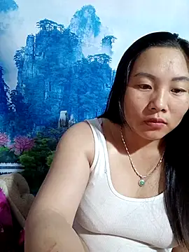 Love-Ly99 online show from September 17, 2025, 11:06 pm