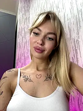 Snapshot of miss_veroNika chatting on September 13, 2025, 2:50 pm miss veroNika online show from September 13, 2025, 2:50 pm