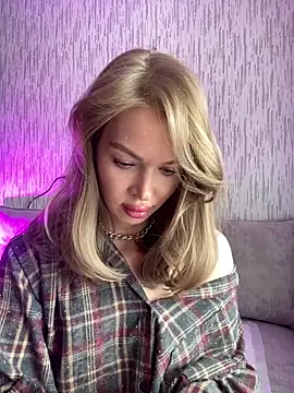 miss veroNika online show from May 5, 2026, 2:41 am