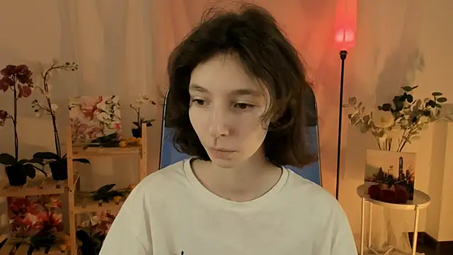 EmmanuellBrown online show from November 23, 2025, 4:12 am