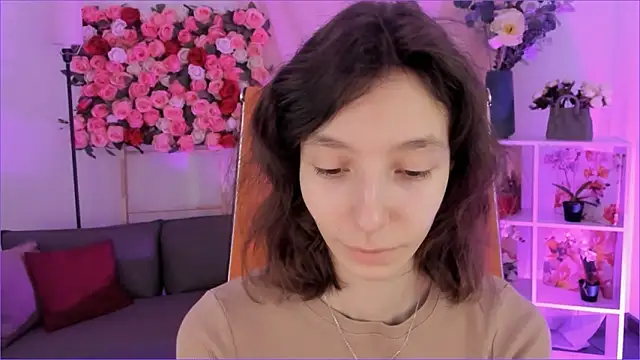 EmmanuellBrown online show from February 8, 2026, 4:05 am