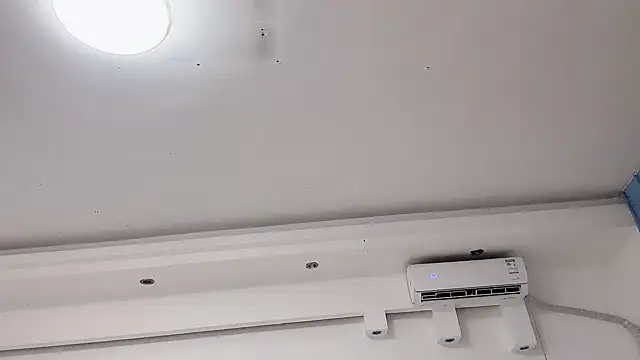 Snapshot of xiaojie2563 chatting on October 6, 2025, 12:02 pm xiaojie2563 online show from October 6, 2025, 12:02 pm