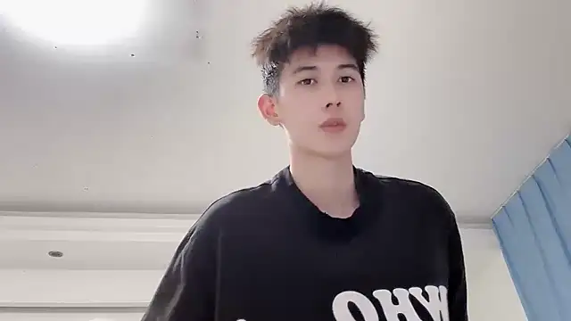 Snapshot of xiaojie2563 chatting on October 19, 2025, 4:51 pm xiaojie2563 online show from October 19, 2025, 4:51 pm