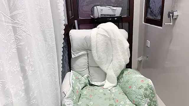 mmm6660 online show from November 10, 2025, 2:16 pm