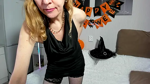 Snapshot of Wet4ryou chatting on October 23, 2025, 7:18 am Wet4ryou online show from October 23, 2025, 7:18 am