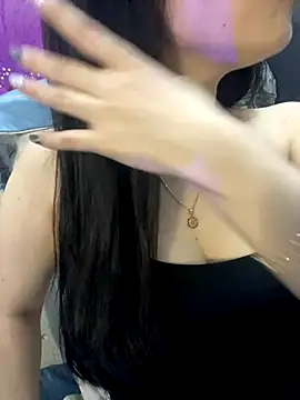 Snapshot of Mon_monbaby chatting on September 24, 2025, 4:54 pm Mon monbaby online show from September 24, 2025, 4:54 pm