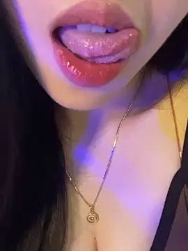 Mon monbaby online show from November 5, 2025, 6:19 pm