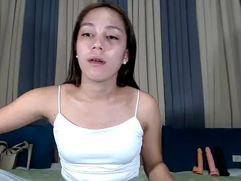 Jadehotcum online show from May 4, 2026, 9:05 am