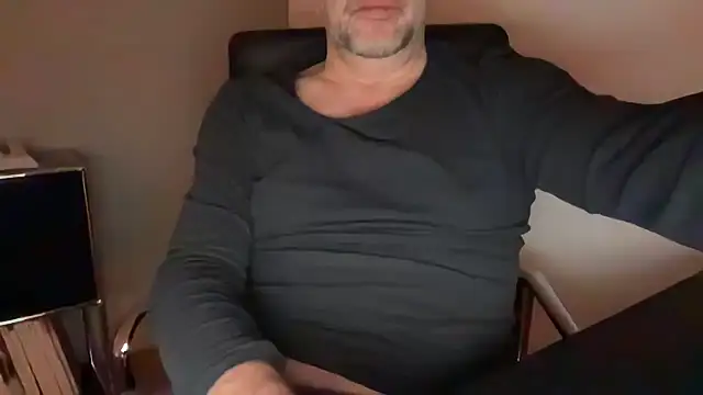 german9inch online show from December 14, 2025, 10:58 pm