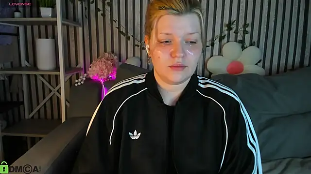 Snapshot of Michele_Greenn chatting on July 6, 2026, 1:13 am Michele Greenn online show from July 6, 2026, 1:13 am