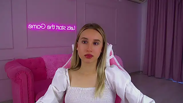 VictoriaHopsons online show from September 27, 2025, 6:29 am