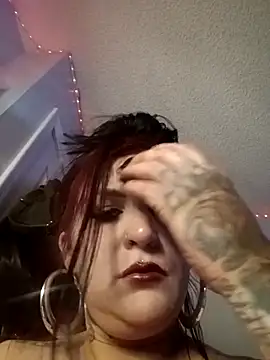 gypsyriot online show from September 19, 2025, 3:24 pm