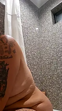 SparklesB1tch online show from November 13, 2025, 5:50 am