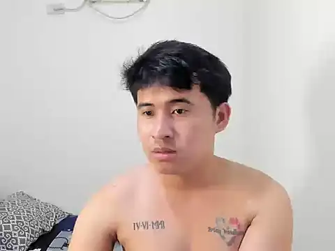 Adim-pinoy146 online show from August 3, 2026, 1:27 pm