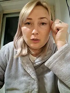 Snapshot of Xseniy chatting on October 7, 2025, 7:22 pm Xseniy online show from October 7, 2025, 7:22 pm