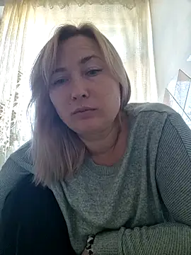 Snapshot of Xseniy chatting on October 20, 2025, 6:58 am Xseniy online show from October 20, 2025, 6:58 am