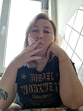 Snapshot of Xseniy chatting on November 4, 2025, 7:40 am Xseniy online show from November 4, 2025, 7:40 am