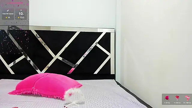 iisabella noa online show from November 24, 2025, 12:49 pm