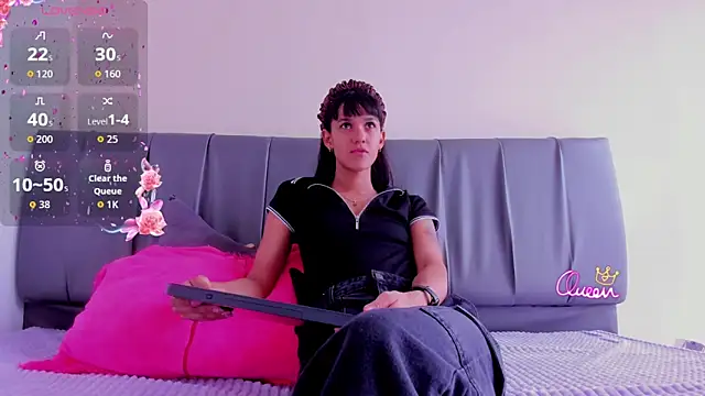 iisabella noa online show from February 20, 2026, 4:18 pm