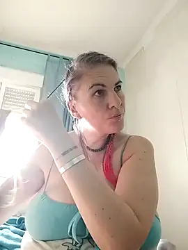 est 82 online show from September 27, 2025, 8:08 am