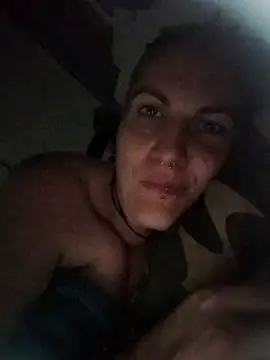 est 82 online show from September 28, 2025, 8:03 pm