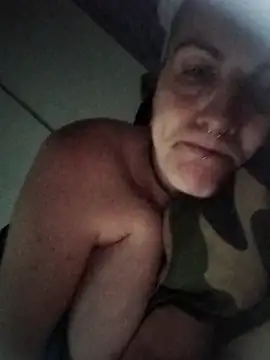 est 82 online show from September 29, 2025, 8:57 pm