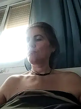 est 82 online show from October 25, 2025, 8:11 am