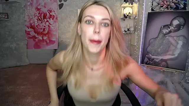 NickyAdamidi online show from July 24, 2026, 4:38 pm
