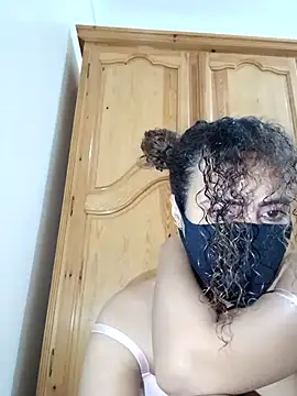 ghadiraa online show from October 11, 2025, 2:44 am