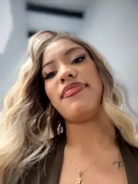 Snapshot of MystiqueXXX chatting on February 24, 2026, 7:45 pm MystiqueXXX online show from February 24, 2026, 7:45 pm