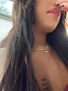 MystiqueXXX online show from June 18, 2026, 1:04 pm