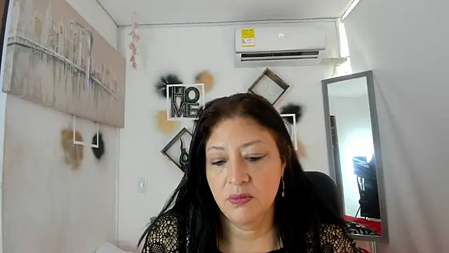 Snapshot of tatiana_sofiaa chatting on September 27, 2025, 1:27 pm tatiana sofiaa online show from September 27, 2025, 1:27 pm