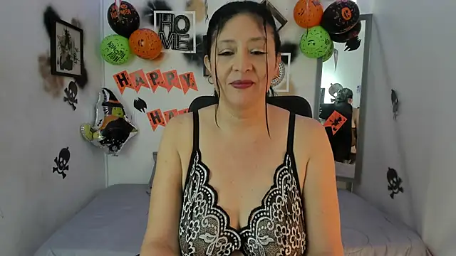 Snapshot of tatiana_sofiaa chatting on October 22, 2025, 1:33 pm tatiana sofiaa online show from October 22, 2025, 1:33 pm