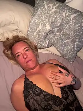 SvenskMILF online show from May 8, 2026, 8:41 am