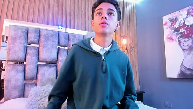 owen  johnson online show from November 9, 2025, 11:41 am