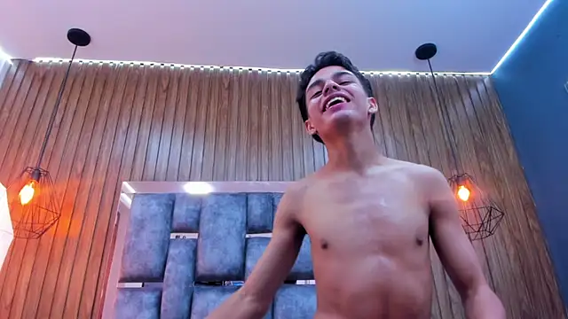 owen  johnson online show from November 28, 2025, 11:57 am