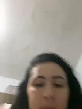 Snapshot of IvettSt_ chatting on October 23, 2025, 4:34 am IvettSt online show from October 23, 2025, 4:34 am