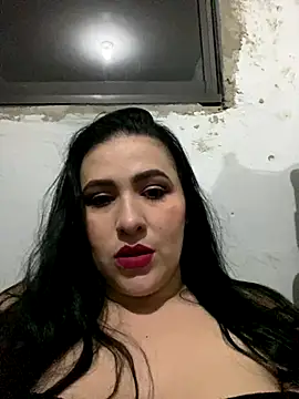 Snapshot of IvettSt_ chatting on January 9, 2026, 4:26 am IvettSt online show from January 9, 2026, 4:26 am