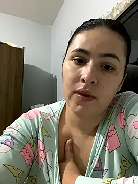 Snapshot of IvettSt_ chatting on January 12, 2026, 4:18 am IvettSt online show from January 12, 2026, 4:18 am