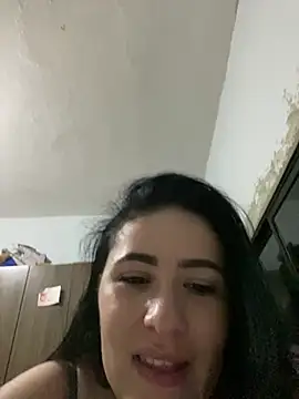 Snapshot of IvettSt_ chatting on January 13, 2026, 4:29 am IvettSt online show from January 13, 2026, 4:29 am